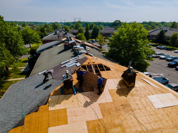 24/7 Emergency Storm Damage Roof Repair experts in Rockton, IL